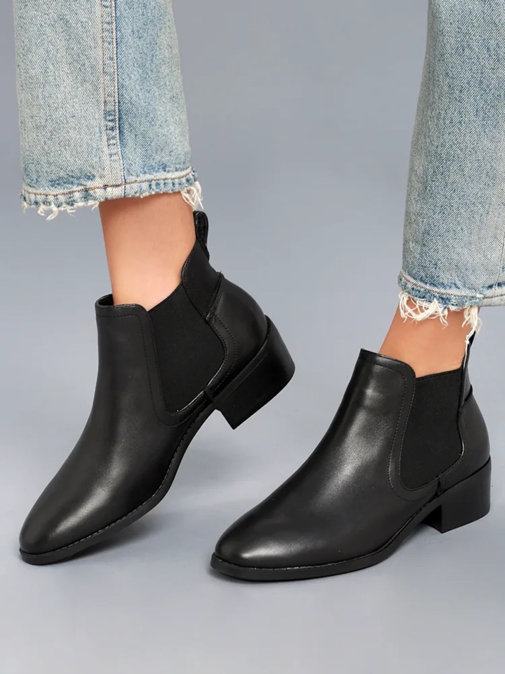 Steve Madden Black Leather Chelsea Ankle Boots - NEW